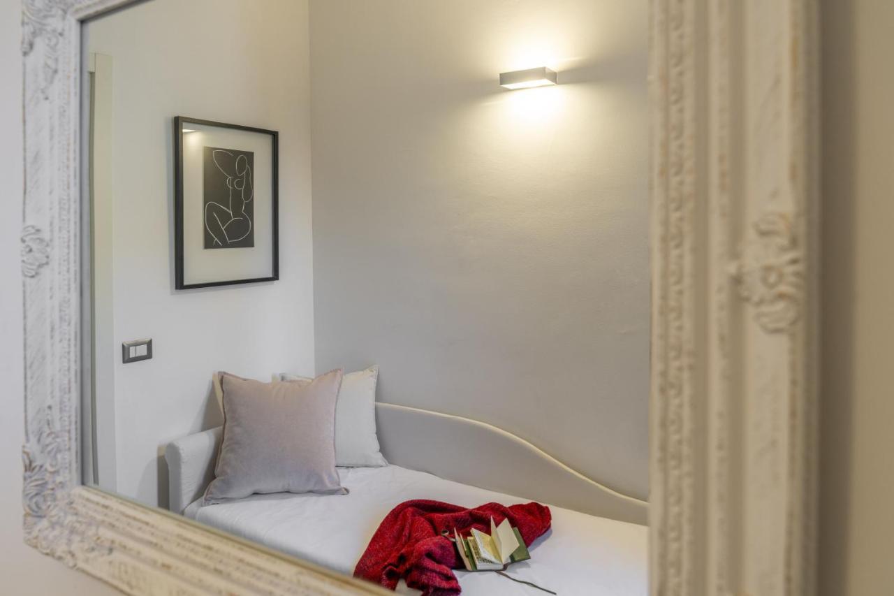 Bright Santa Croce Apartment Florence Exterior photo